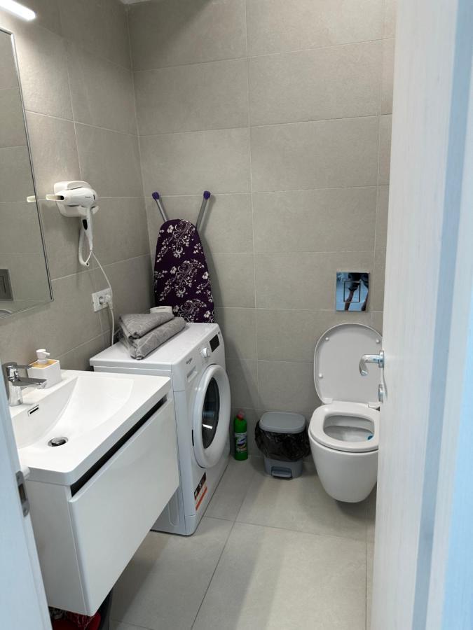 Giulia'S Home Бухарест Экстерьер фото